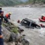 सुनकोसी सुमो दुर्घट्ना : मृतकको पहिचान खुल्यो,तीन अझै बेपत्ता